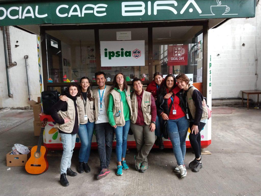 Volontariato nel campo profughi sulla balkan route