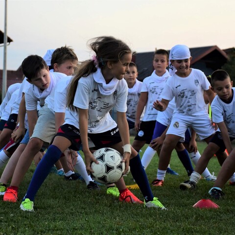 Campo di volontariato sportivo in Bosnia con bambini